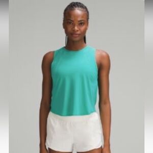 Sculpted cropped tank lululemon size 6